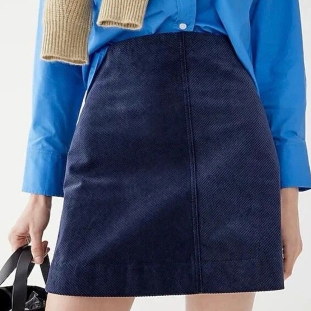 Jcrew Stretch corduroy mini skirt
Item: BK717